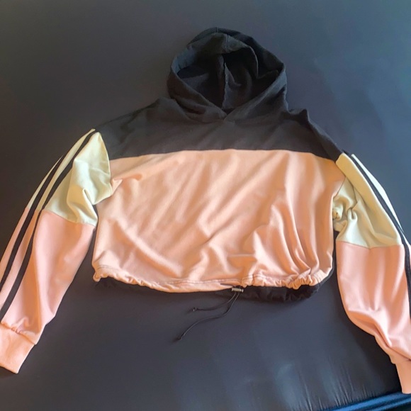 Brand: Kohl’s, Size: Small, Colors, pink, black, and white - Picture 1 of 1